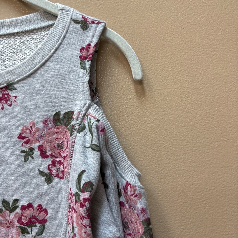 Ultra Flirt Long Sleeve Floral Cold ShoulderTop Size M Juniors - Picture 7 of 15